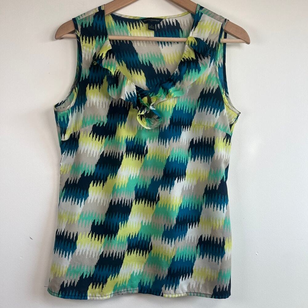 Banana Republic Ruffle Neck Sleeveless Blouse Top Abstract Blue Yellow Size M